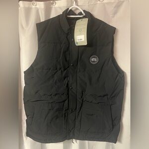 Canada Goose Men's Black Freestyle Vest. Size XXL. New with Tag